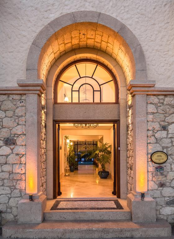 Alacati Luce Design Hotel - Special Category Exterior photo